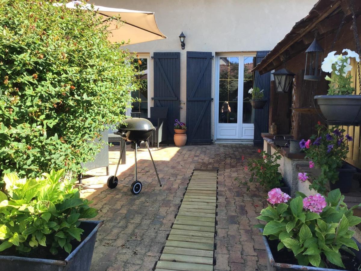 La Meuniere Villa Jouy  ภายนอก รูปภาพ
